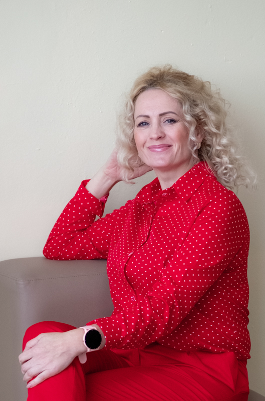 Колесова Марина Николаевна.